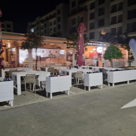 Summer Onix Mamaia Nord Apartament Năvodari Kültér fotó